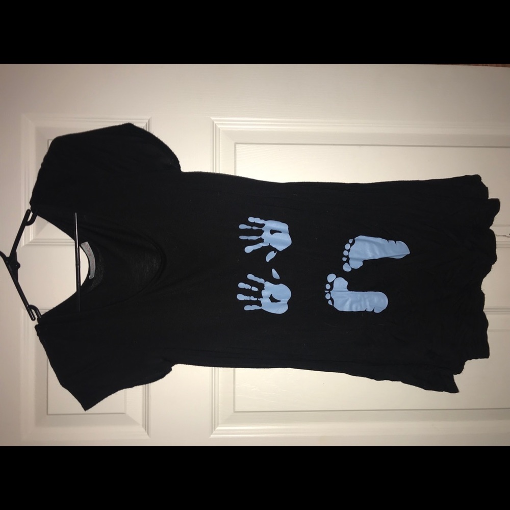 Maternity black and blue shirt